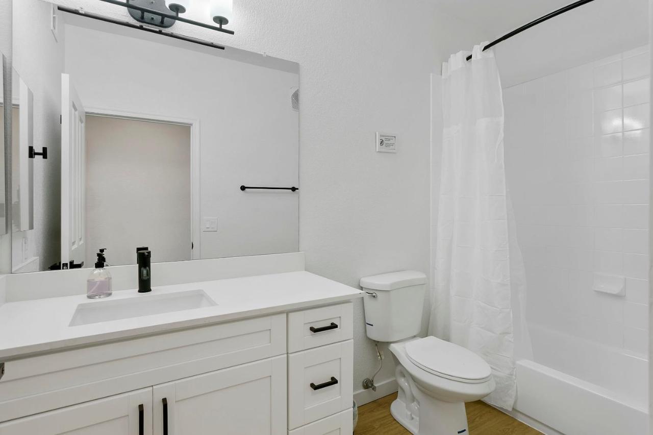 Cozysuites Glendale By The Stadium With Pool 03 Екстер'єр фото